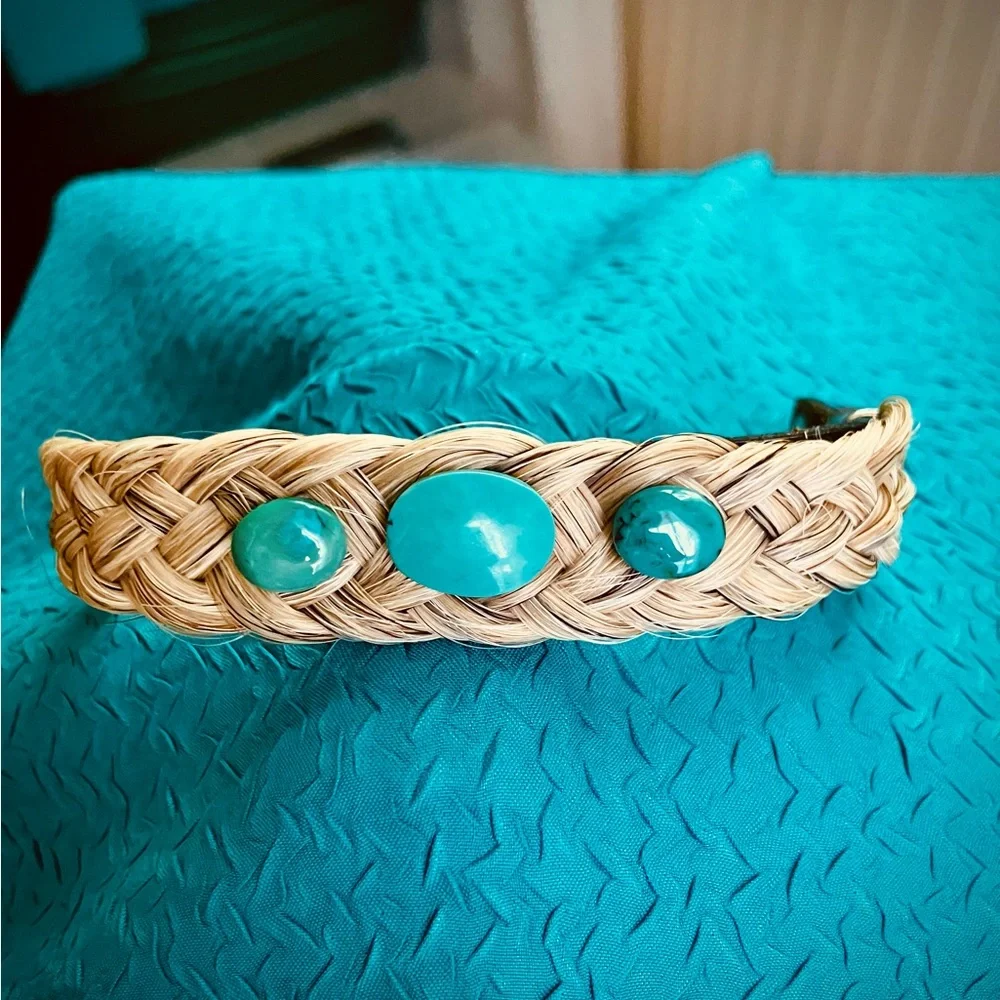 Genuine oval turquoise stones bracelet, braided horse hair on a leather strap - Picture 3 of 10